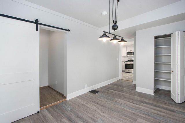 127 Elm Street, Kalamazoo, MI 49007