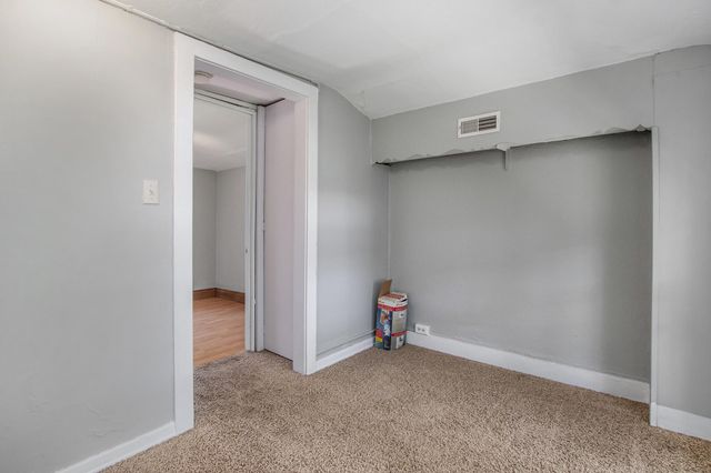 127 Elm Street, Kalamazoo, MI 49007