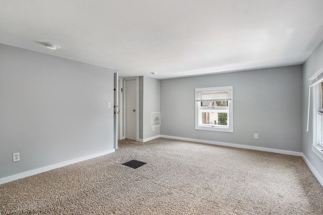 127 Elm Street, Kalamazoo, MI 49007