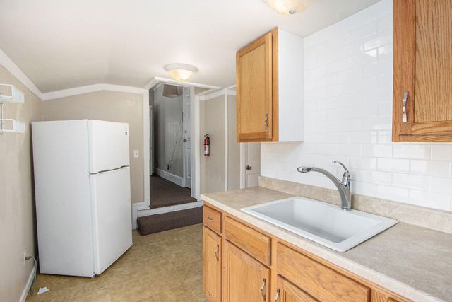 127 Elm Street, Kalamazoo, MI 49007