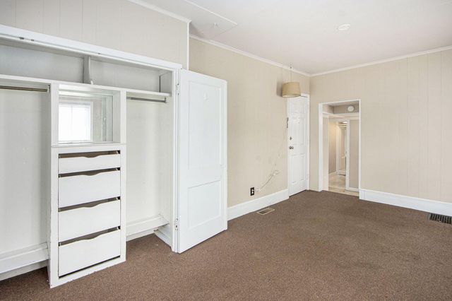 127 Elm Street, Kalamazoo, MI 49007