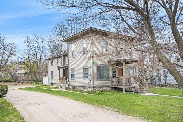 127 Elm Street, Kalamazoo, MI 49007