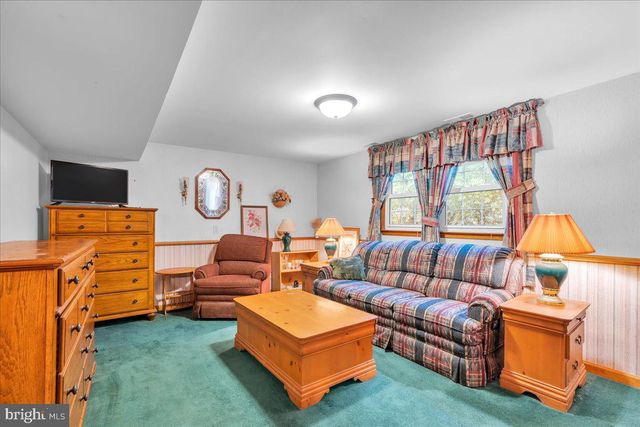 68 PORRECA DR, Millville, NJ 08332