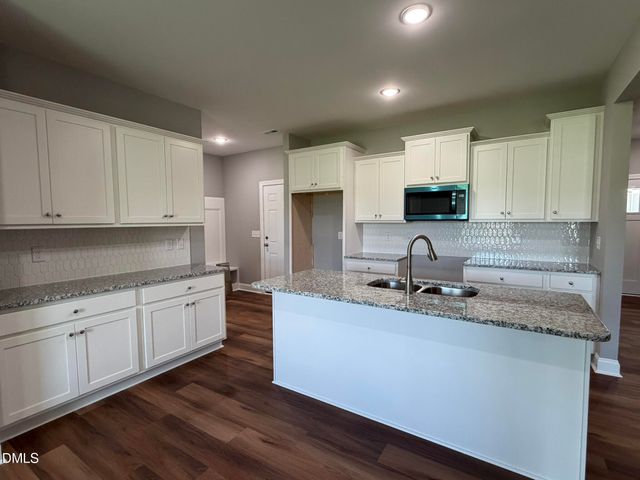 183 Hot Springs Way, Benson, NC 27504