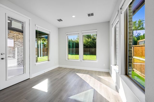 137 S Oak Drive, Oak Point, TX 75068