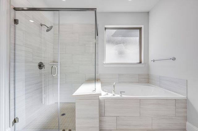 137 S Oak Drive, Oak Point, TX 75068