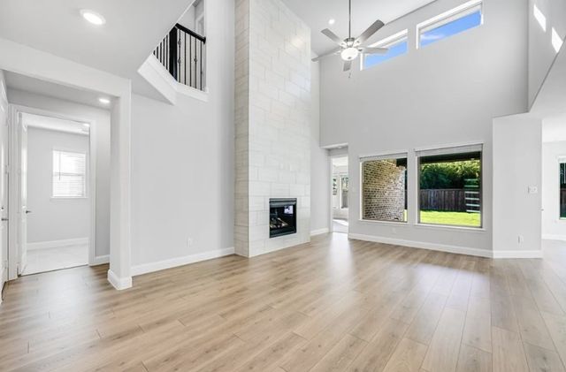 137 S Oak Drive, Oak Point, TX 75068