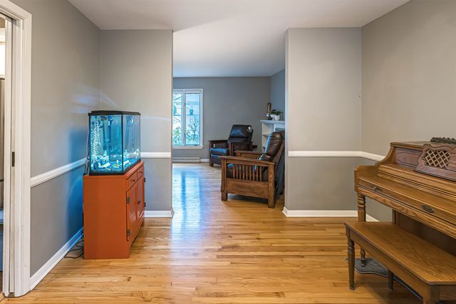 242 W GRANDVIEW Boulevard, Erie, PA 16508