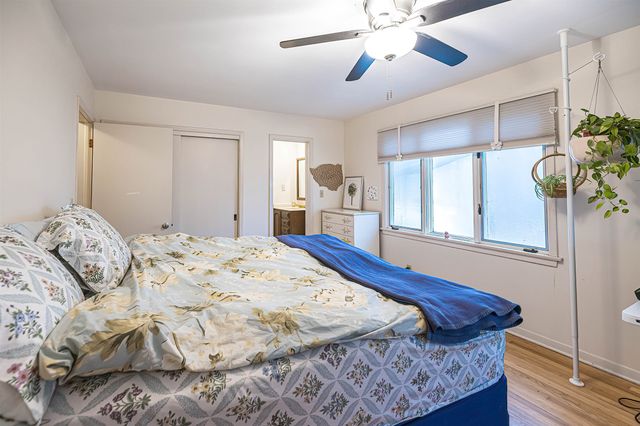 242 W GRANDVIEW Boulevard, Erie, PA 16508