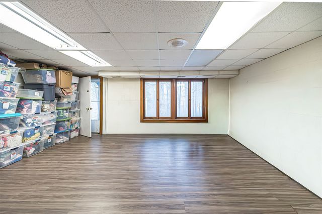 242 W GRANDVIEW Boulevard, Erie, PA 16508