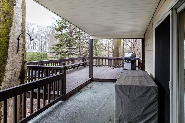 242 W GRANDVIEW Boulevard, Erie, PA 16508