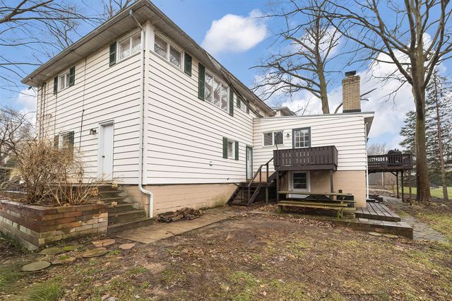 242 W GRANDVIEW Boulevard, Erie, PA 16508