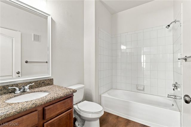 1704 Queen Victoria Street 102, Las Vegas, NV 89144