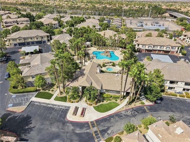 1704 Queen Victoria Street 102, Las Vegas, NV 89144