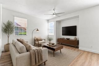 1704 Queen Victoria Street 102, Las Vegas, NV 89144
