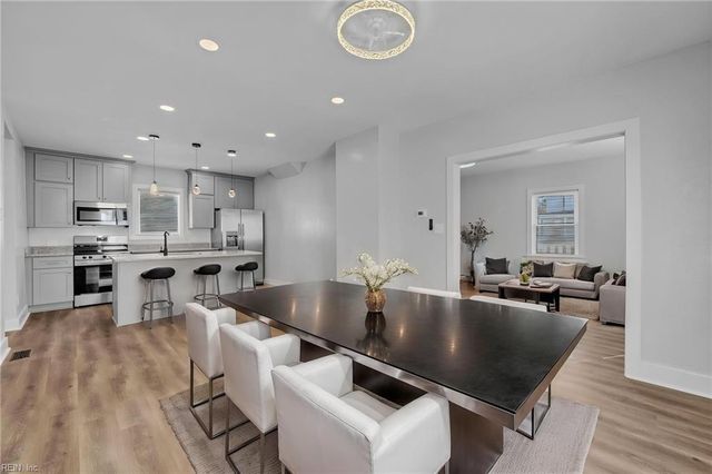 207 Saint James AVE, Suffolk, VA 23434