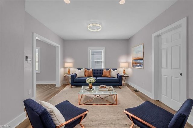 207 Saint James AVE, Suffolk, VA 23434