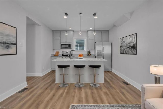 207 Saint James AVE, Suffolk, VA 23434