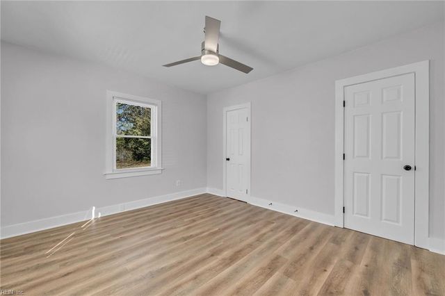 207 Saint James AVE, Suffolk, VA 23434