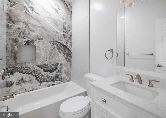 6944 CEDAR PARK AVE, Philadelphia, PA 19138