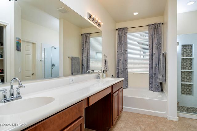 177 E Sycamore View Road, Vail, AZ 85641