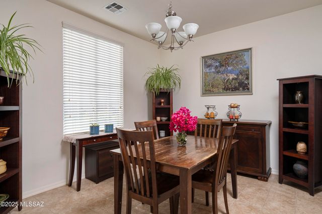 177 E Sycamore View Road, Vail, AZ 85641