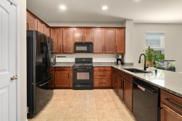 193 Camden CV, Buda, TX 78610