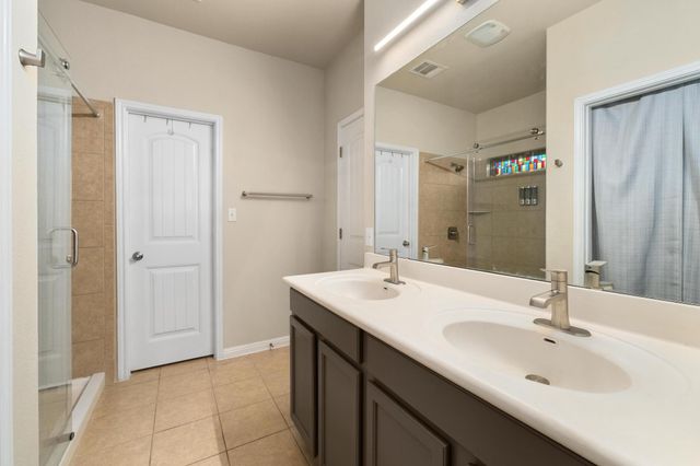 193 Camden CV, Buda, TX 78610