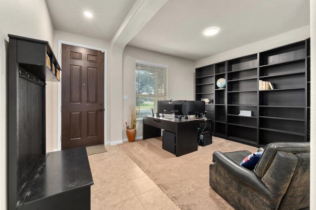 193 Camden CV, Buda, TX 78610