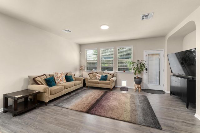 193 Camden CV, Buda, TX 78610