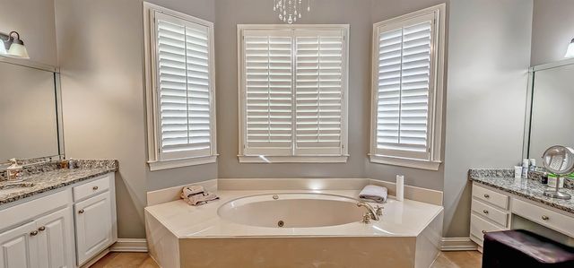 1816 NEW RIVERDALE RD, Germantown, TN 38138