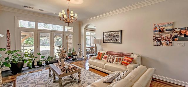 1816 NEW RIVERDALE RD, Germantown, TN 38138