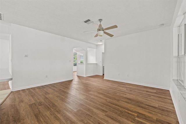 8212 CYPRESS BREEZE WAY, Tampa, FL 33647