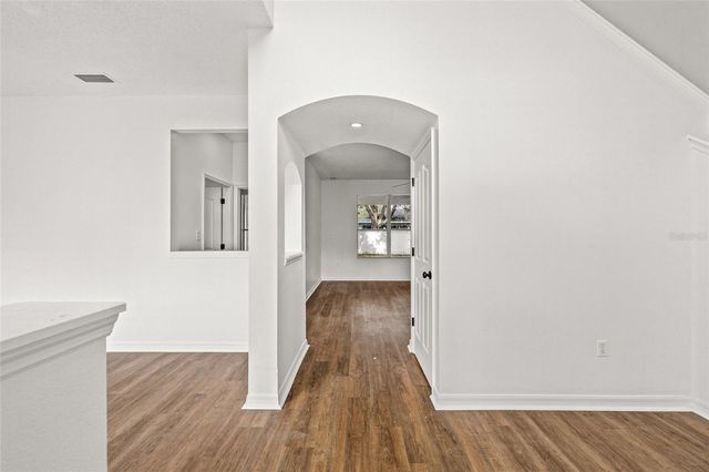 8212 CYPRESS BREEZE WAY, Tampa, FL 33647