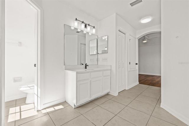 8212 CYPRESS BREEZE WAY, Tampa, FL 33647