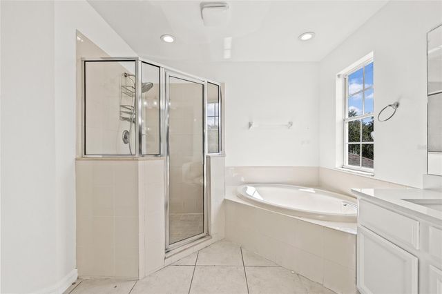 8212 CYPRESS BREEZE WAY, Tampa, FL 33647