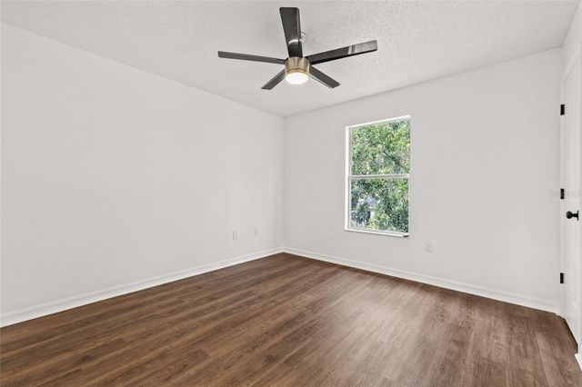 8212 CYPRESS BREEZE WAY, Tampa, FL 33647