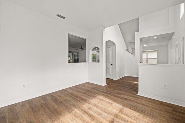 8212 CYPRESS BREEZE WAY, Tampa, FL 33647