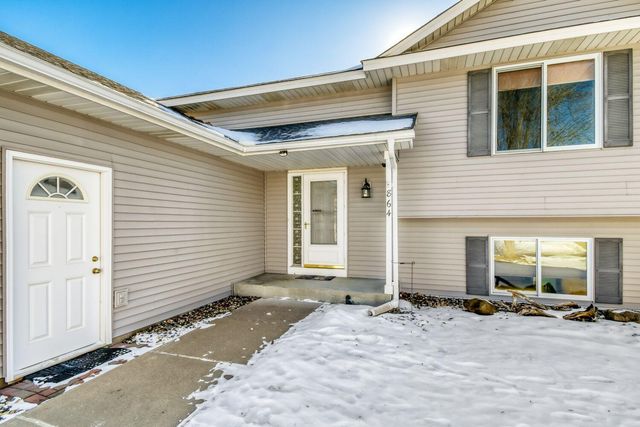 864 S Park Drive, Hastings, MN 55033