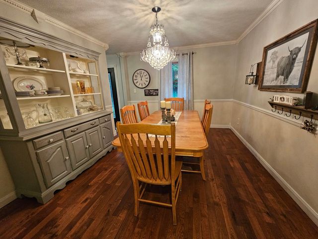 1575 S Main Street, N Franklin Twp, PA 15301