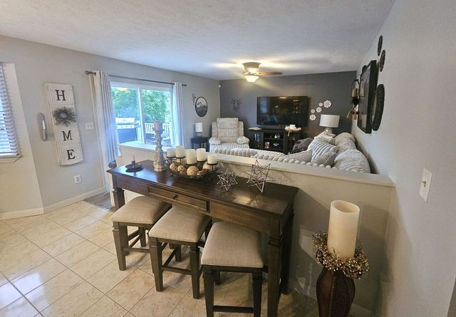 1575 S Main Street, N Franklin Twp, PA 15301