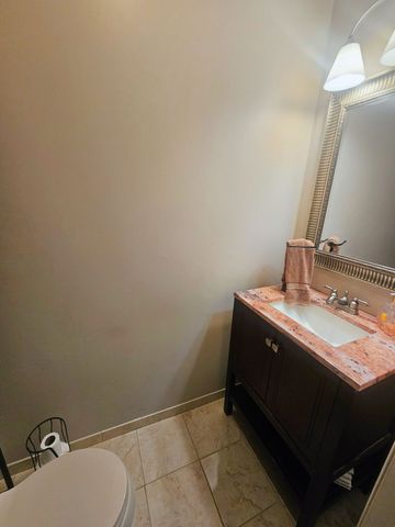 1575 S Main Street, N Franklin Twp, PA 15301