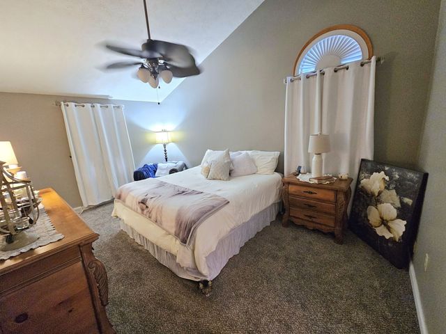 1575 S Main Street, N Franklin Twp, PA 15301