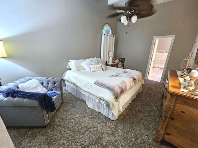 1575 S Main Street, N Franklin Twp, PA 15301