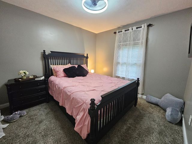 1575 S Main Street, N Franklin Twp, PA 15301
