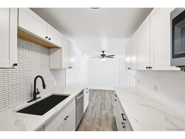 16259 W 10th Ave E3, Golden, CO 80401