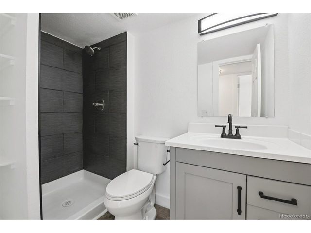 16259 W 10th Ave E3, Golden, CO 80401