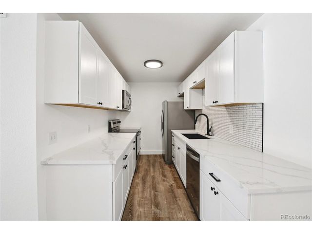 16259 W 10th Ave E3, Golden, CO 80401