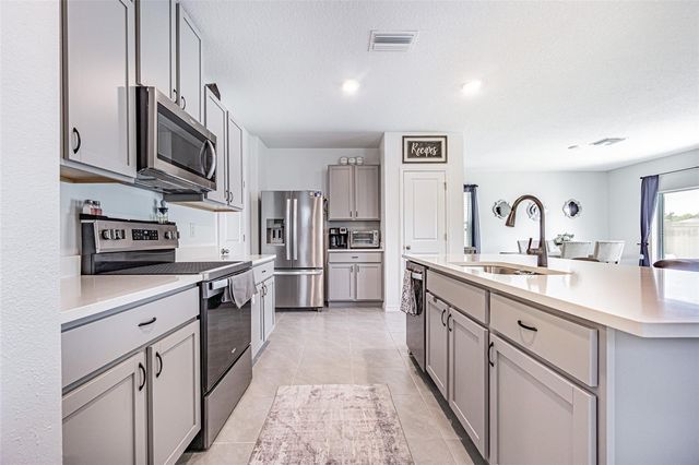 7061 BROAD RIVER AVENUE, Land O Lakes, FL 34638