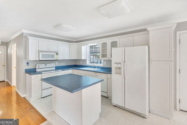 104 Lakehill Road, Fair Play, SC 29643